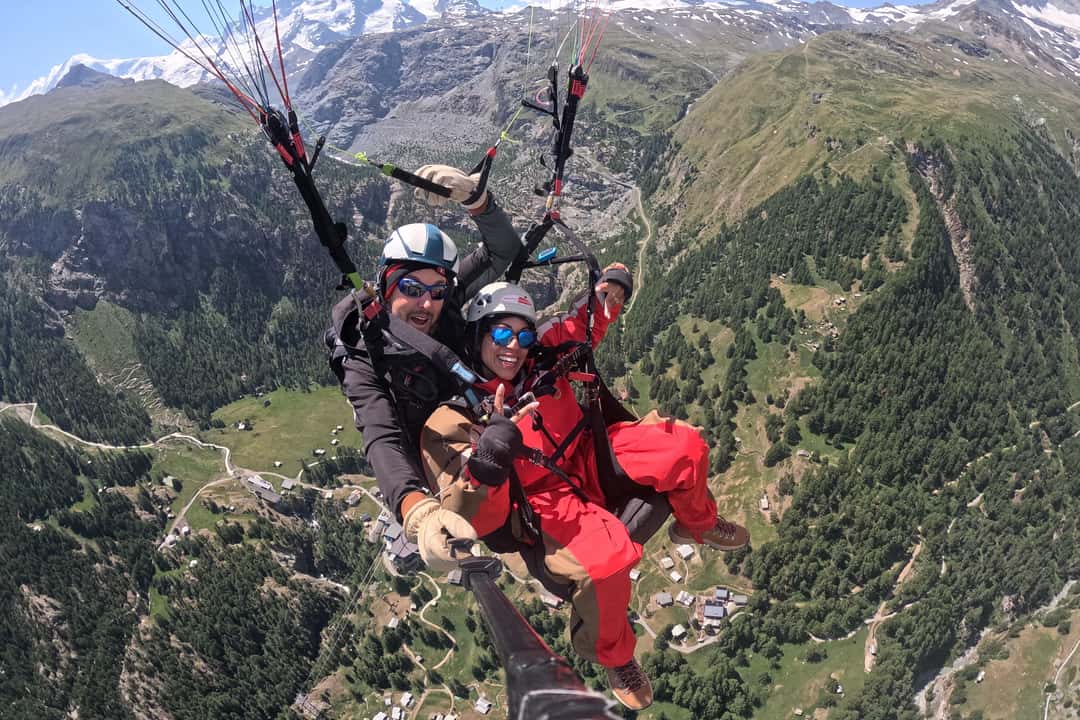 Tandemflyvning med udsigt til Matterhorn, billede 2