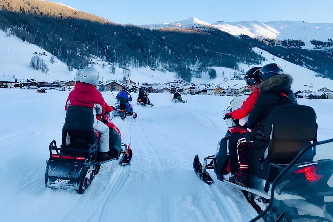 Snescooter på Livigno-søen