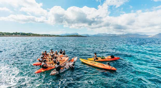 Kayak, Meereshöhle & Cliff Jumping in Alcúdia