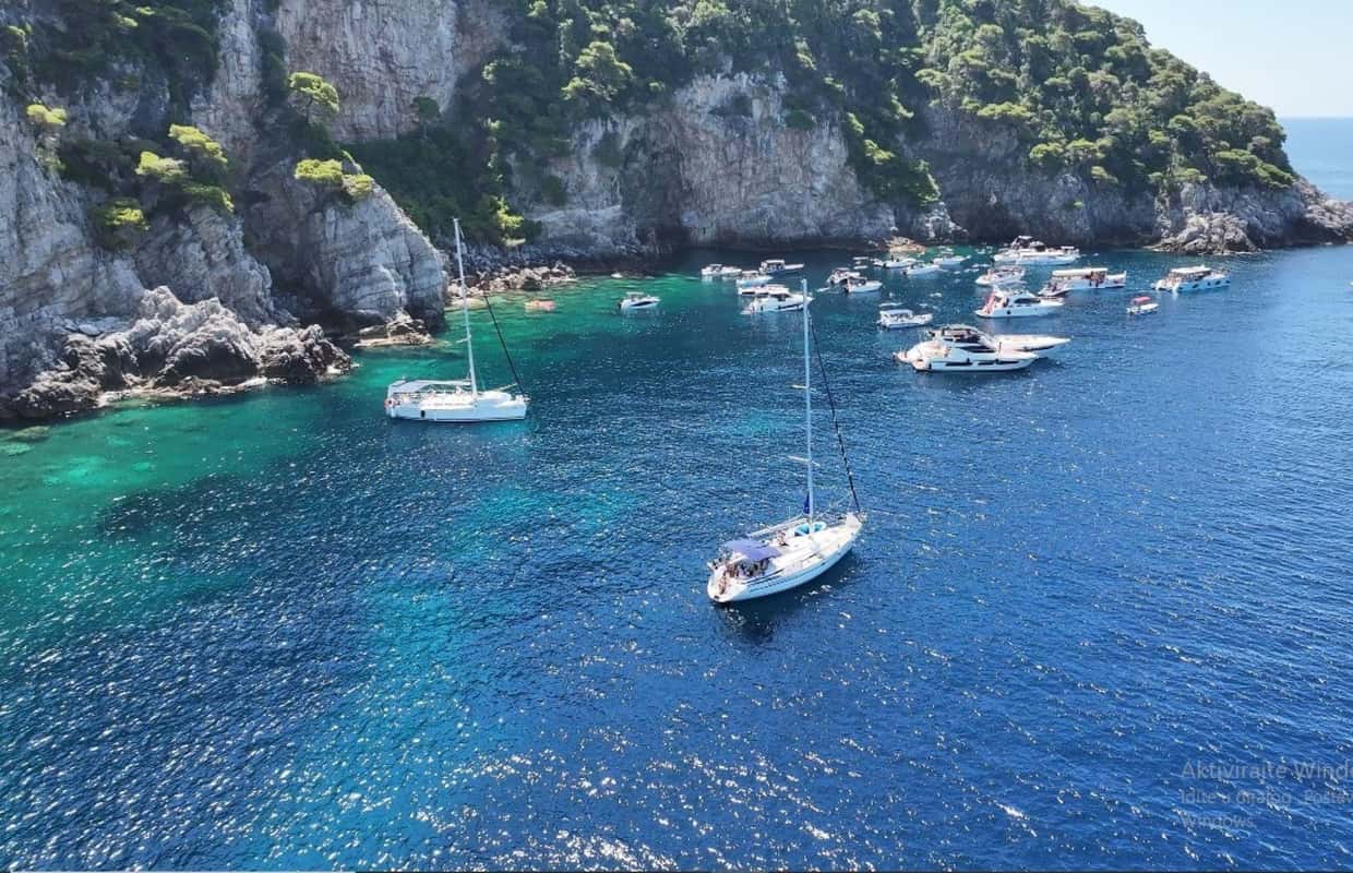 Half Trevis Dubrovnik: Half-Day Sailing Adventure to Elaphiti and Blue Cave - 2026 ...