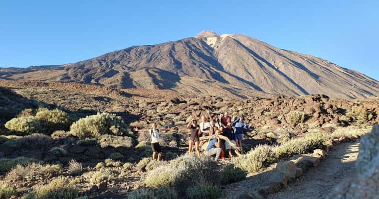 Teide with hikers on trail