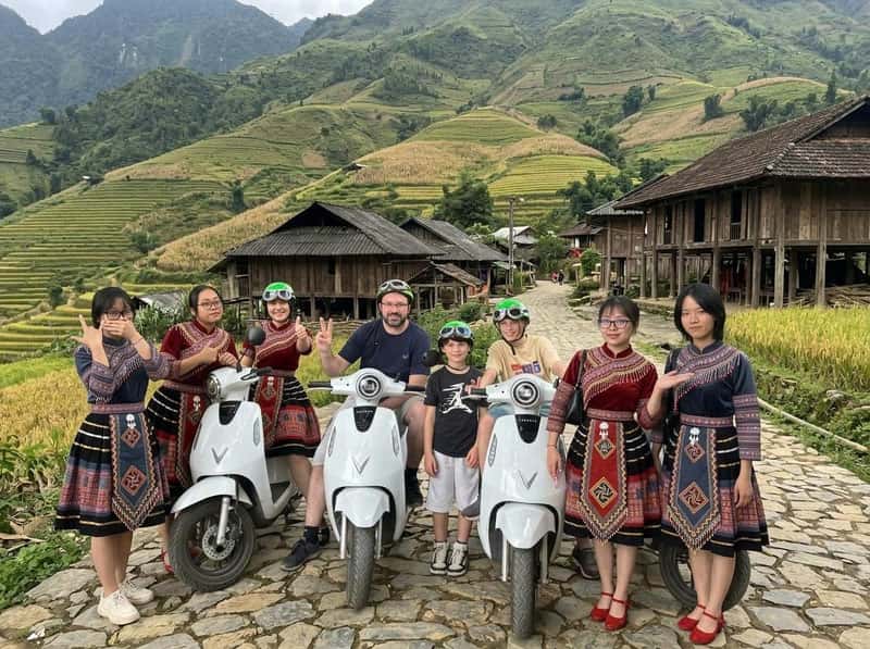 Sapa Motorbike Tour Fullday with Female Riders