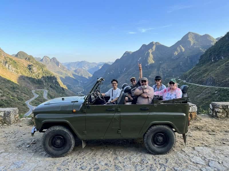 Sapa Jeep Tour Fullday: Villages, O Quy Ho Pass & Glass Bridge