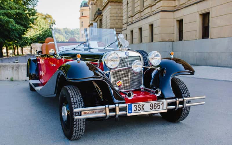 Vintage Car Tour Prague