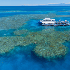 Sunlover Moore Reef pontoon — Cairns