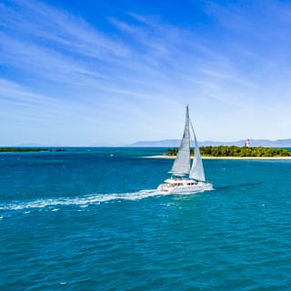 Low Isles catamaran day — Port Douglas