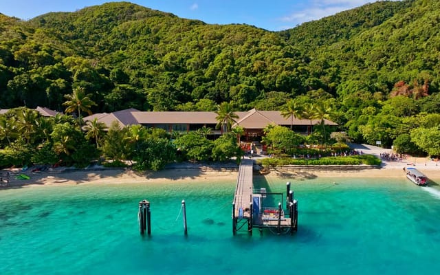 Fitzroy + Green, 2 islands — Cairns