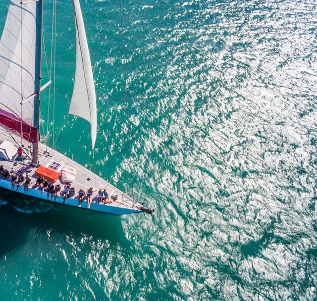 Whitehaven 2-day sail — Airlie Beach
