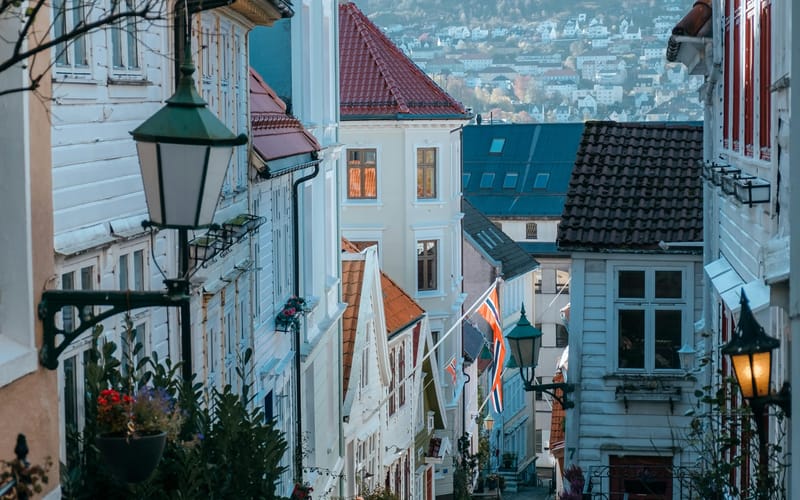 Old Town & harbour walking tour — GetYourGuide gallery photo 5