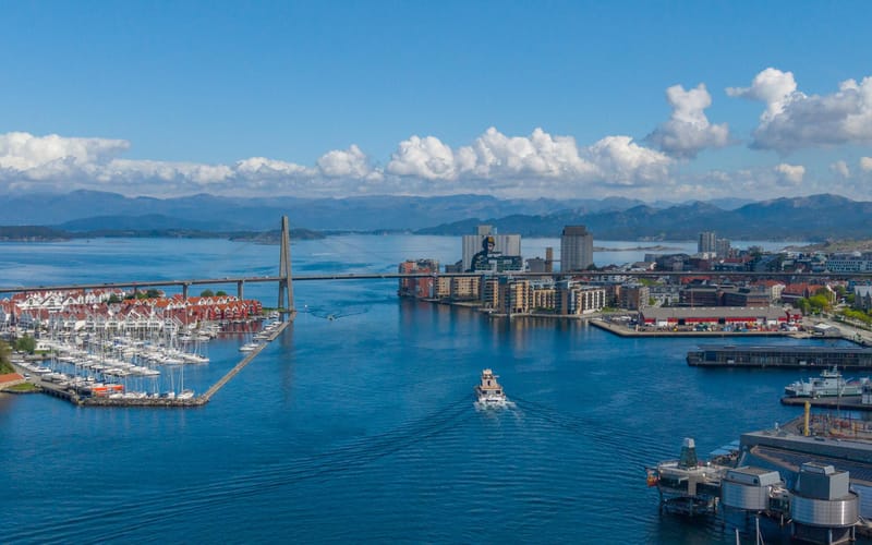Hybrid Lysefjord cruise — GetYourGuide gallery photo 5