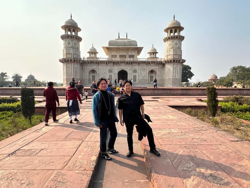 imagen n.º 15 de Desde Delhi: Visita al Taj Mahal y Agra en el tren expreso Gatimaan actividad en Agra, subida por el proveedor