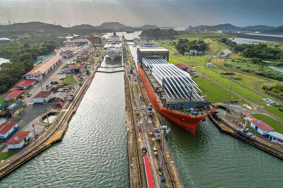image n.1 of Panama City: Old and New Panama Canal Locks Private Tour activity in Colón, uploaded by supplier