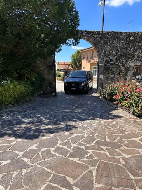 Immagine nº 23 di Il tour completo dell'Amarone: 2 cantine, pranzo e approfondimento sull'Amarone attività a Verona, caricata dal fornitore