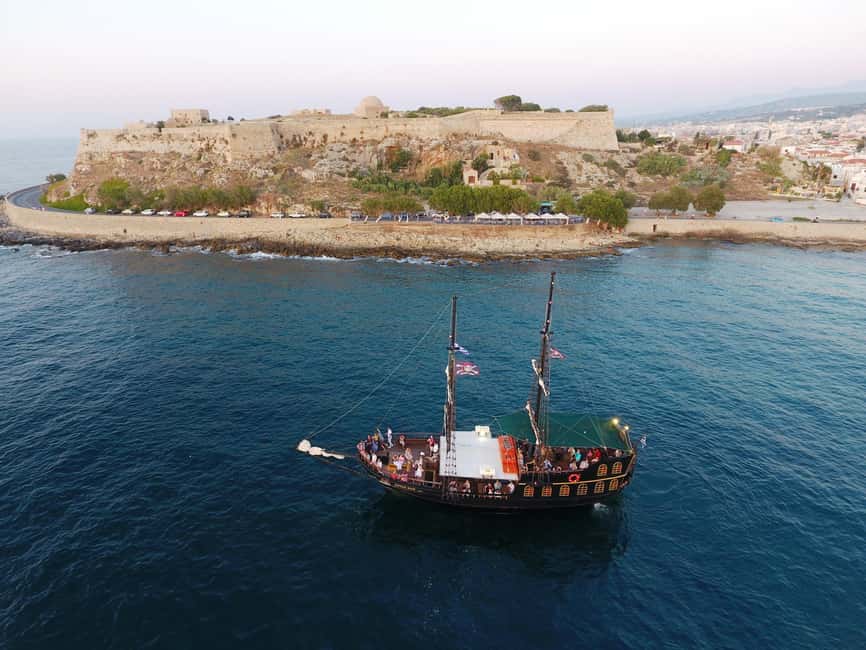 Immagine nº 22 di Rethymno: Mini crociera in barca pirata con sosta per nuotare attività a Rethymno, caricata dal fornitore
