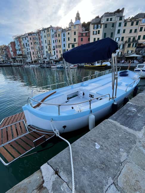 image n.25 of La Spezia : Morning or Sunset Cinque Terre Tour & Aperitif activity in Italy, uploaded by supplier