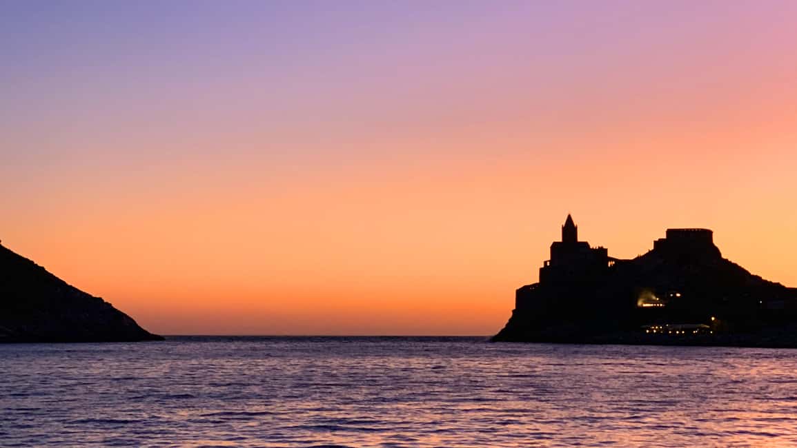 image n.2 of Cinque Terre: Sunset boat tour with aperitifs activity in Porto Venere, uploaded by supplier