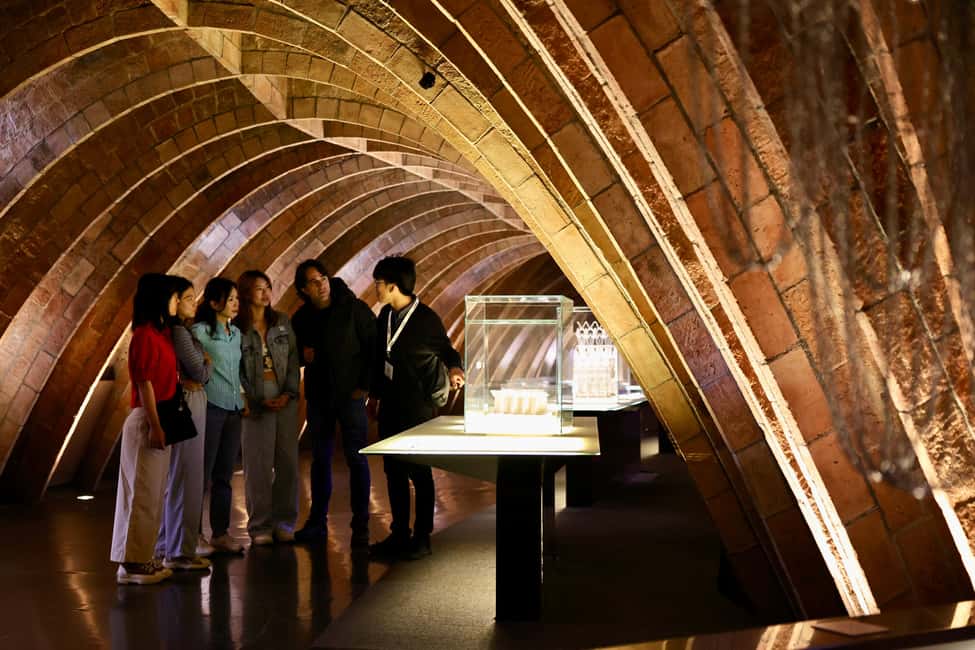 image n.12 of Barcelona: The 3 Gaudí Houses Tour activity in Barcelona, uploaded by supplier