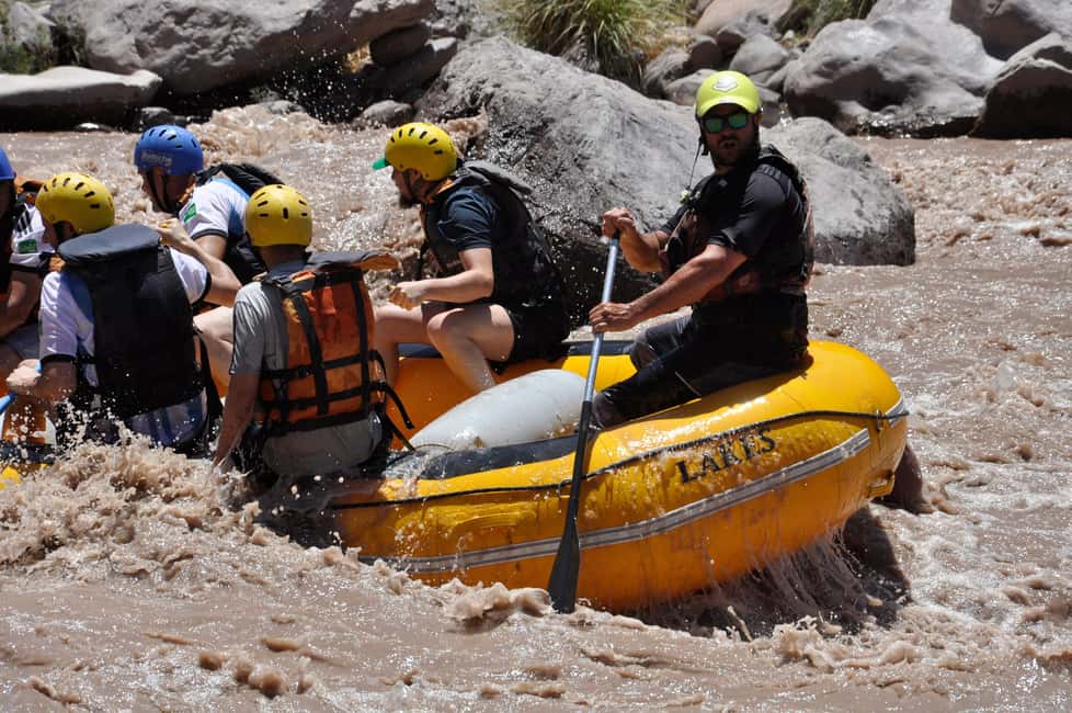 imagem n.6 de Mendoza: 12 km de rafting nos Andes atividade em Província de Mendoza, carregada pelo fornecedor