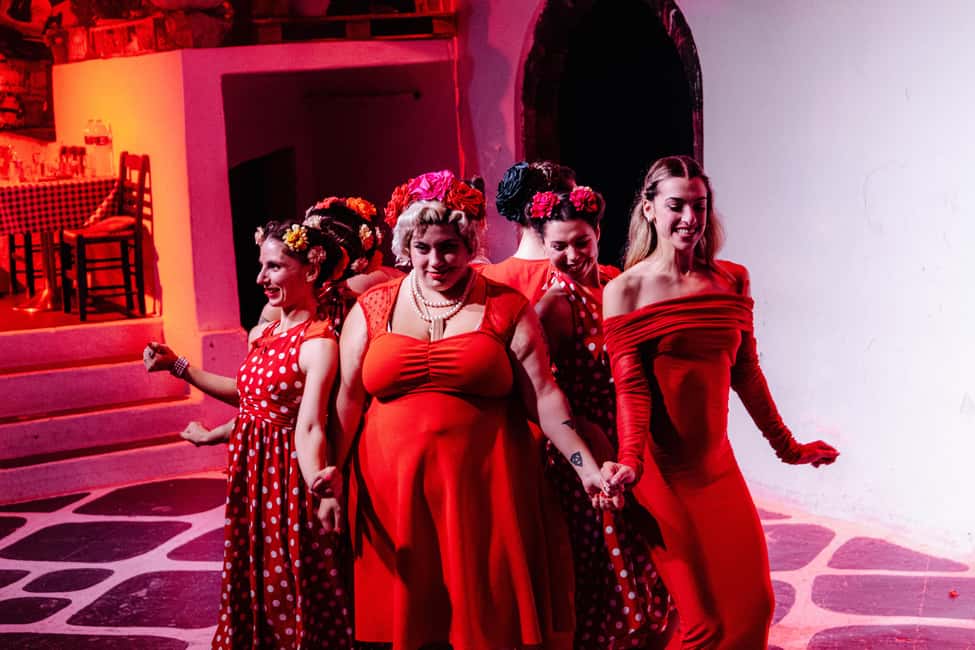 image n.25 of Santorini: The Greek Wedding Show activity in Fira, uploaded by supplier