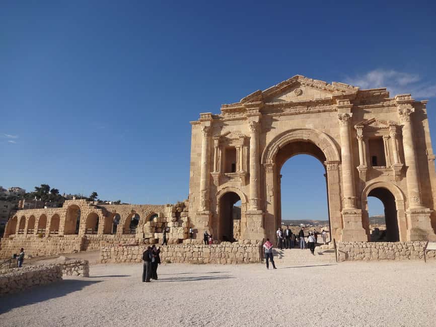 afbeelding n.6 van Vanuit Amman: Jerash, Ajloun kasteel of Umm Qais privétour activiteit in Ajlun, geüpload door aanbieder