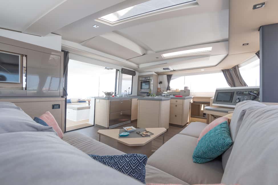 image n.10 of Mykonos: Catamaran Cruise with 3-Course Meal and Transfers activity in Cyclades, uploaded by supplier