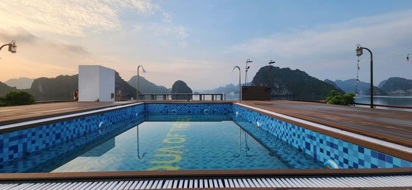 image n.17 of From Hanoi: 2-Day Cruise Trip with Private Balcony & Bathtub activity in Ha Long, uploaded by supplier