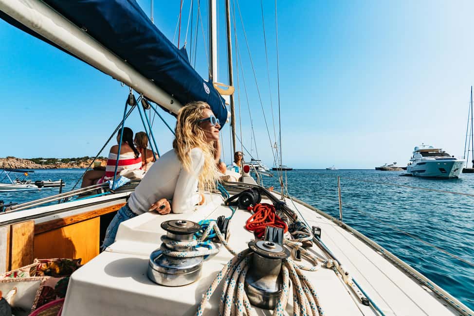 imagem n.14 de De Ibiza: Passeio à vela até Formentera com paragens na praia atividade em Ilhas Baleares, carregada pelo fornecedor