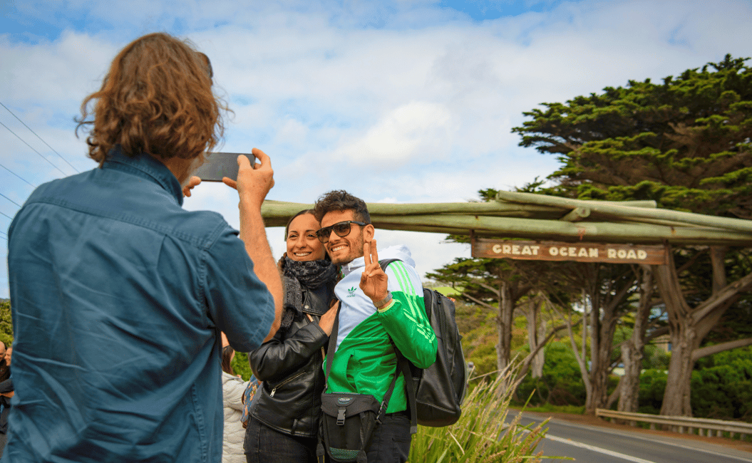 imagem n.3 de De Melbourne: Viagem de 1 dia com guia pela Great Ocean Road atividade em Melbourne, carregada pelo fornecedor