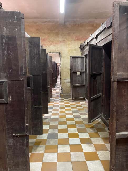 Image N°25 de Phnom Penh : Les champs de la mort et le musée du génocide de Tuol Sleng activité à Phnom Penh, publiée par le prestataire