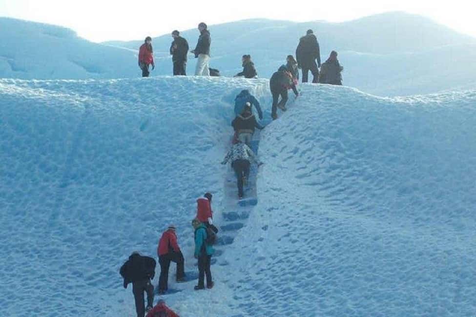 image n.4 of Perito Moreno Full Day Minitrekking with Transfer & Walkways activity in Santa Cruz Province, uploaded by supplier