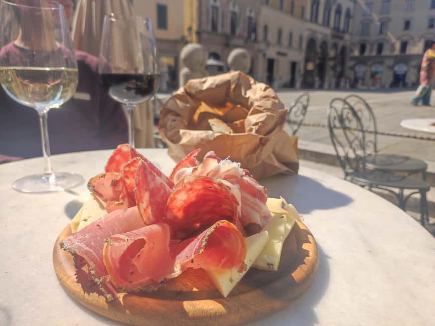 Immagine nº 2 di Il tour gastronomico definitivo di Siena: pasto toscano completo con una guida locale attività a Siena, caricata dal fornitore