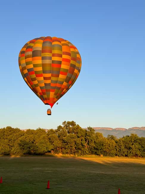 image n.5 of Johannesburg: Hot Air Balloon Flight along Magalies Valley activity in Brits, uploaded by supplier