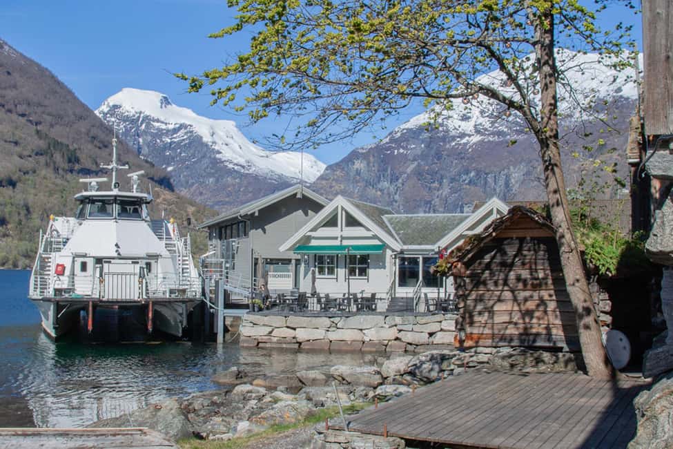 bild nr.3 av Från Geiranger: Geiranger Fjord Tour med stopp i Hellesylt aktivitet i Møre och Romsdal, uppladdad av arrangören