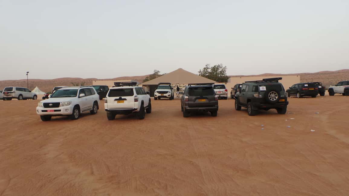 Immagine nº 28 di Da Muscat: Tour guidato di una notte nel campo del deserto attività a Regione al-Sharqiyya, caricata dal fornitore