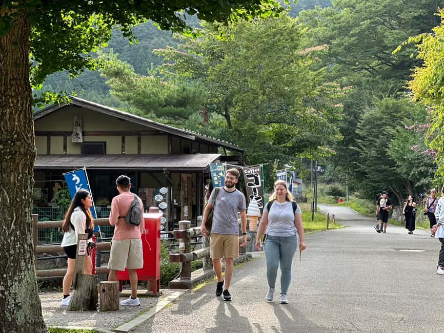 image n.35 of Tokyo: Mt. Fuji, LakeKawaguchiko, Pagoda, & Oishi Park Tour activity in Fujinomiya, uploaded by supplier