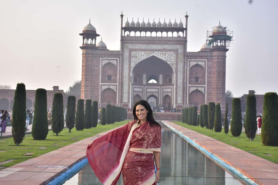 imagem n.11 de De Deli: Excursão ao Taj Mahal ao nascer do sol com conservação de elefantes atividade em Agra, carregada pelo fornecedor