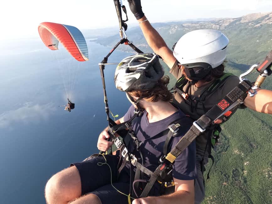 billede nr.1 af aktiviteten Ohrid: Paragliding-oplevelse med afhentning i Den sydvestlige region, uploadet af udbyder