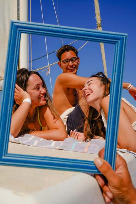 image n.8 of Vilamoura: Guided Sightseeing Cruise with Beach BBQ & Drinks activity in Quarteira, uploaded by supplier