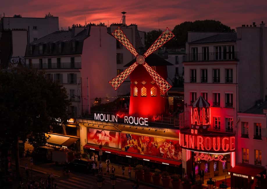 image n.10 of Paris: Moulin Rouge Cabaret Show Ticket with Champagne activity in Paris, uploaded by supplier