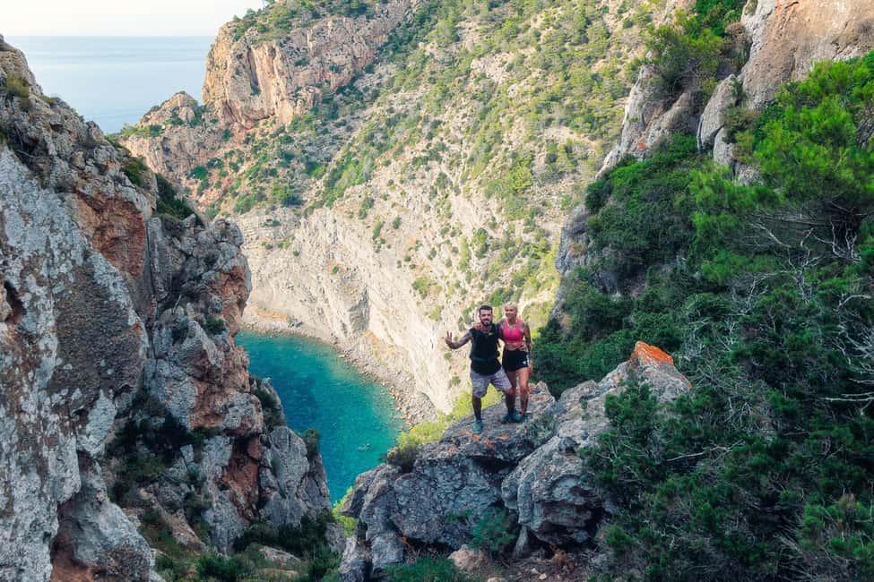 bild nr.1 av Dolda Ibiza: kustvandringar, snorkling och hemliga platser aktivitet i Santa Eulària des Riu, uppladdad av arrangören