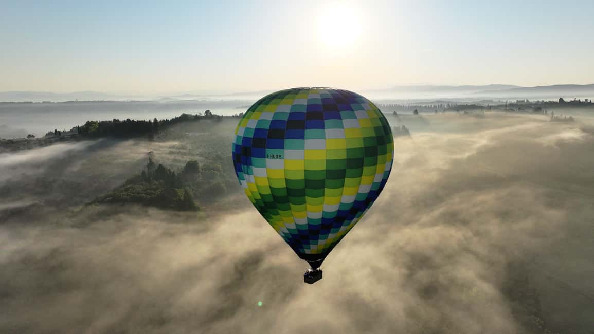 image n.14 of Florence: Balloon Flight Over Tuscany activity in Florence, uploaded by supplier
