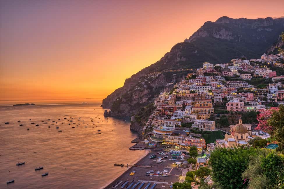 image n.2 of Amalfi: Sunset Cruise Swimm Caves Beaches Positano Prosecco activity in Amalfi, uploaded by supplier