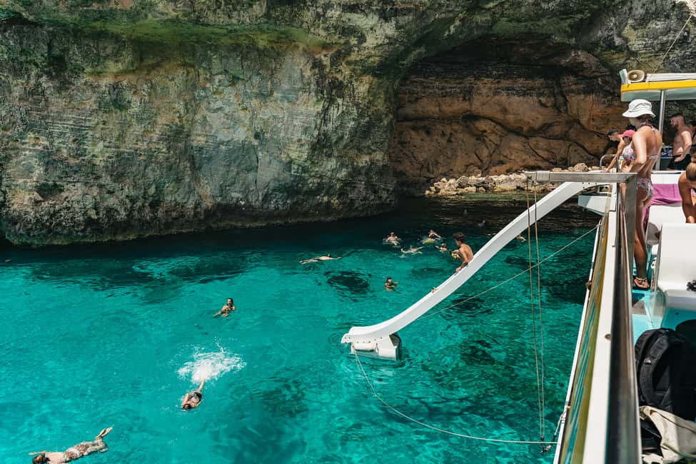 Image N°31 de Comino : visite du lagon bleu, du lagon cristallin et des grottes marines activité à Malte, publiée par le prestataire