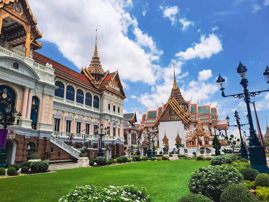 imagen n.º 1 de Bangkok: Gran Palacio y Wat Phra Kaew Visita guiada a pie actividad en Bangkok, subida por el proveedor