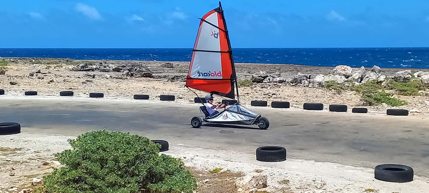 afbeelding n.5 van Blokart Landsailing aan de kust van Caribisch Bonaire activiteit in Kralendijk, geüpload door aanbieder