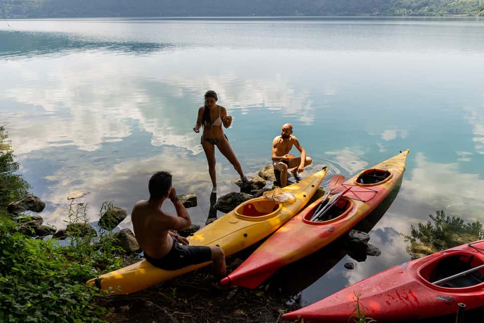 Image N°5 de Rome : Lac des Papes, excursion en kayak avec baignade et pizza romaine activité à Latium, publiée par le prestataire