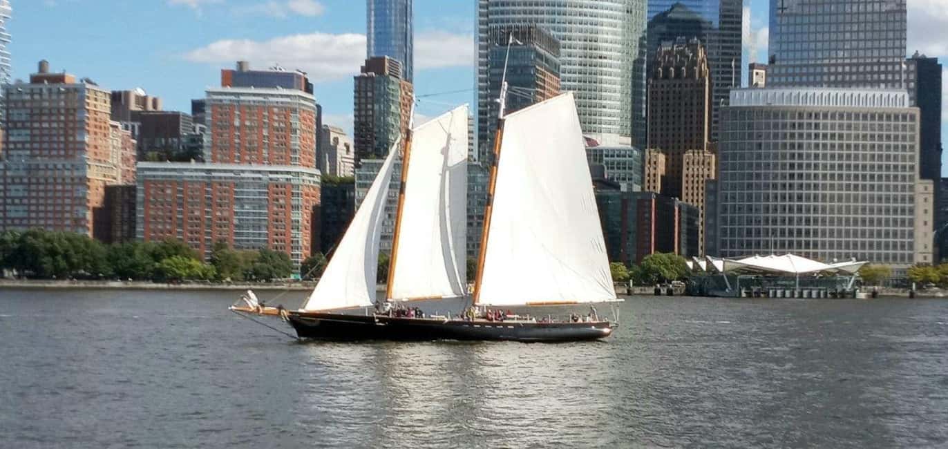 bild nr.2 av New York City: Solnedgångssegling ombord på en skonare aktivitet i New York, uppladdad av arrangören