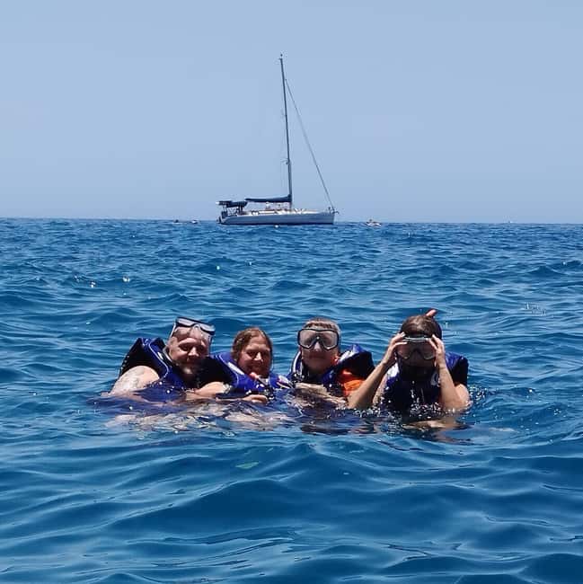 image n.5 of Los Cristianos: Kayak & Snorkel Tour with turtles and photos included activity in Arona, Tenerife, uploaded by supplier
