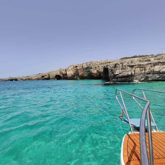 Immagine nº 5 di ESCURSIONE ALLE GROTTE DI SANTA MARIA DI LEUCA attività a Lecce, caricata dal fornitore