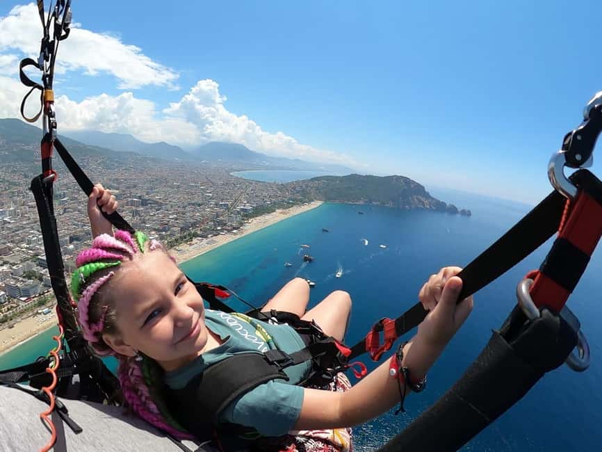 Alanya içindeki Alanya: Kleopatra Plajı'na Tandem Yamaç Paraşütü Uçuşu etkinliğinin tedarikçi tarafından yüklenen 4 no'lu görseli